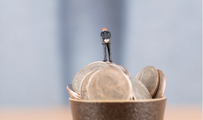 腾讯当股东，字节做老板