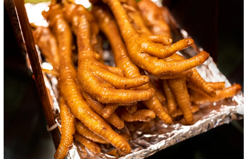 套餐8.9元起，卤味巨头们集体“卖饭”