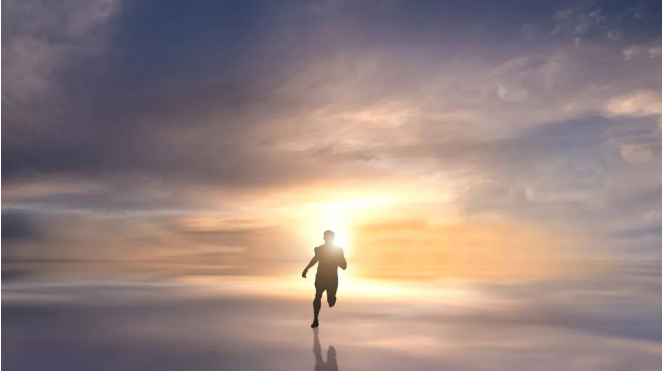 报名费逼近2000元，北上广中产迷上铁人三项