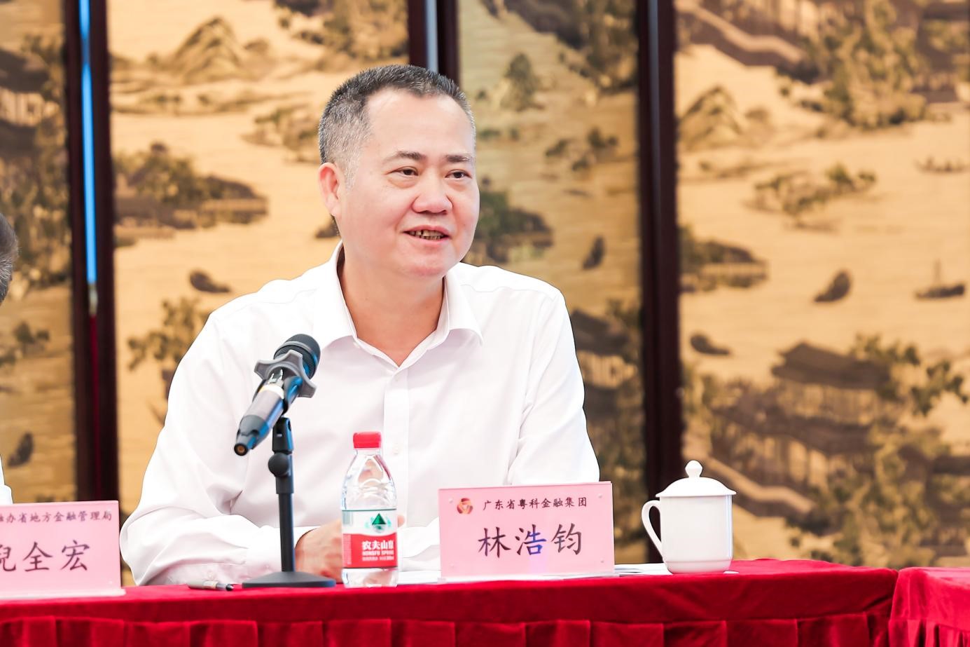 1712471220855027424.jpg 6.jpg