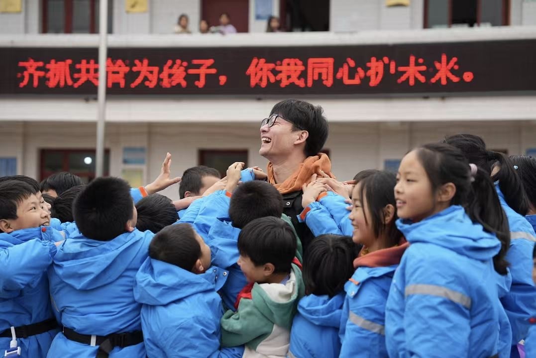 1733812941216035730.jpg 3.jpg