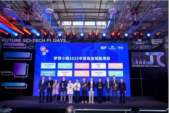 1743153225513050883.jpg 2.jpg