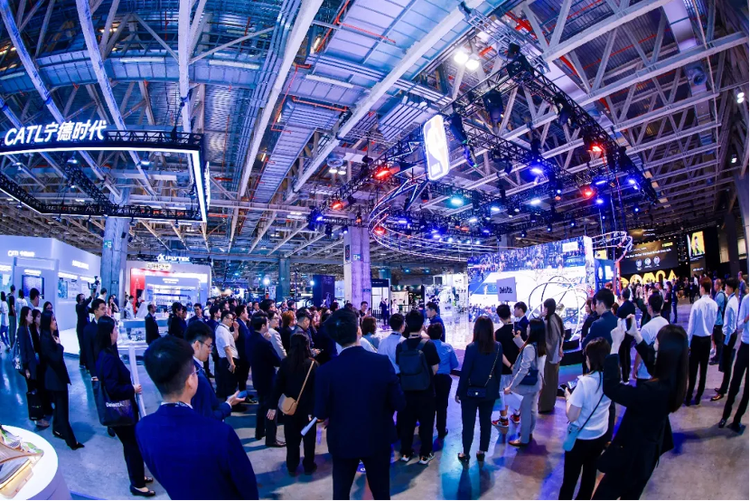 多元背景参会者